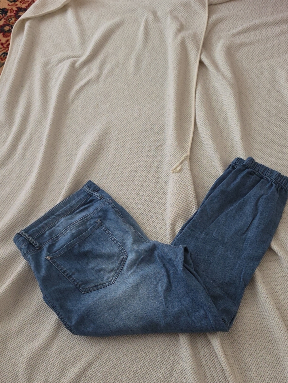DKNY Women's Blue Cropped Denim Jogger Jeans